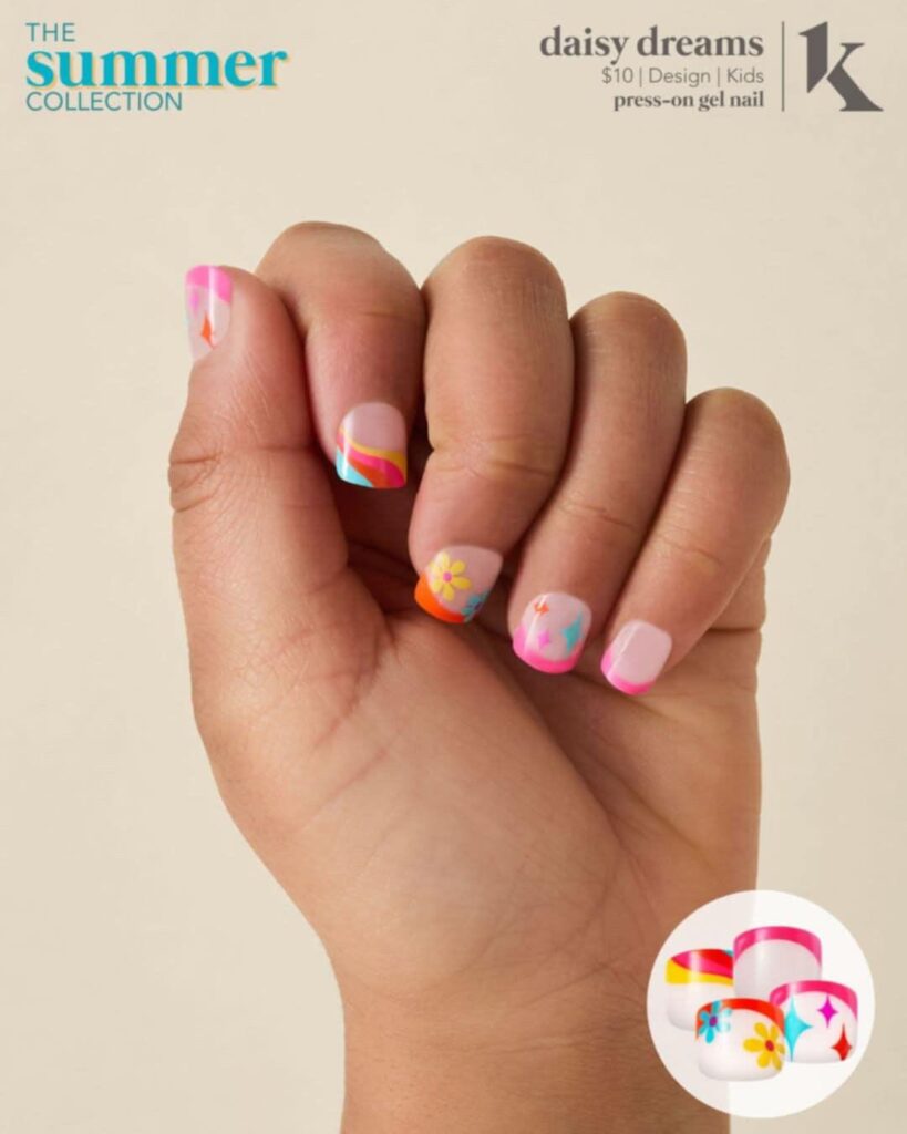 May be an image of text that says 'THE summer COLLECTION daisy dreams k K $10|Design| daisydreams $10 Design Kids press-on gel nail'