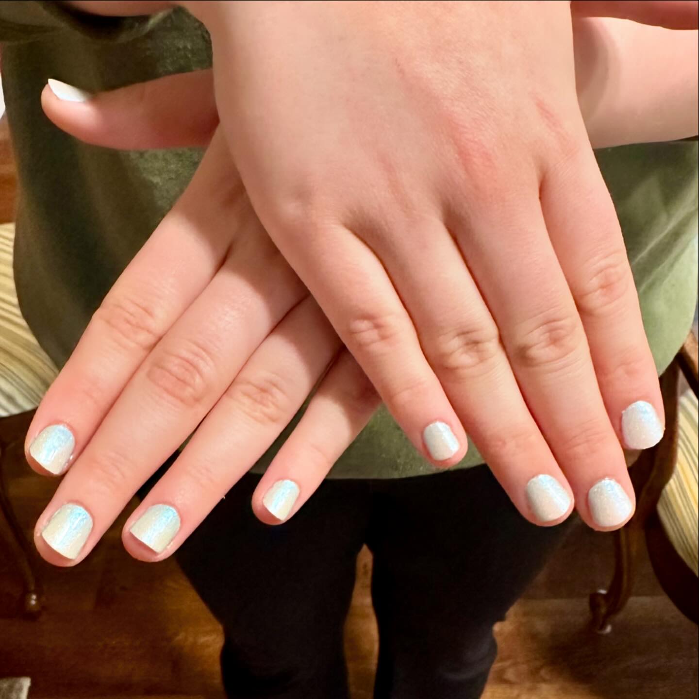 My niece Emma wanted her nails done, so of course I couldn’t say NO!

#polishedandpurposeful #diymani #drypolish #mani #colorstreet